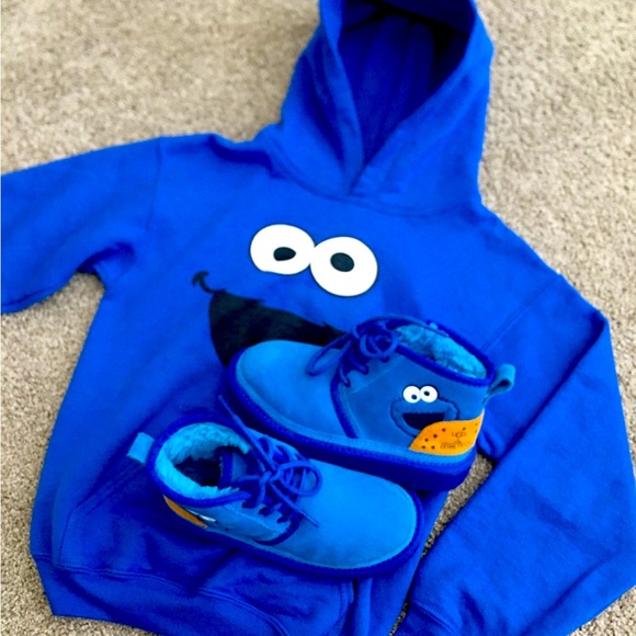 UGG Other - Cookie Monster bundle